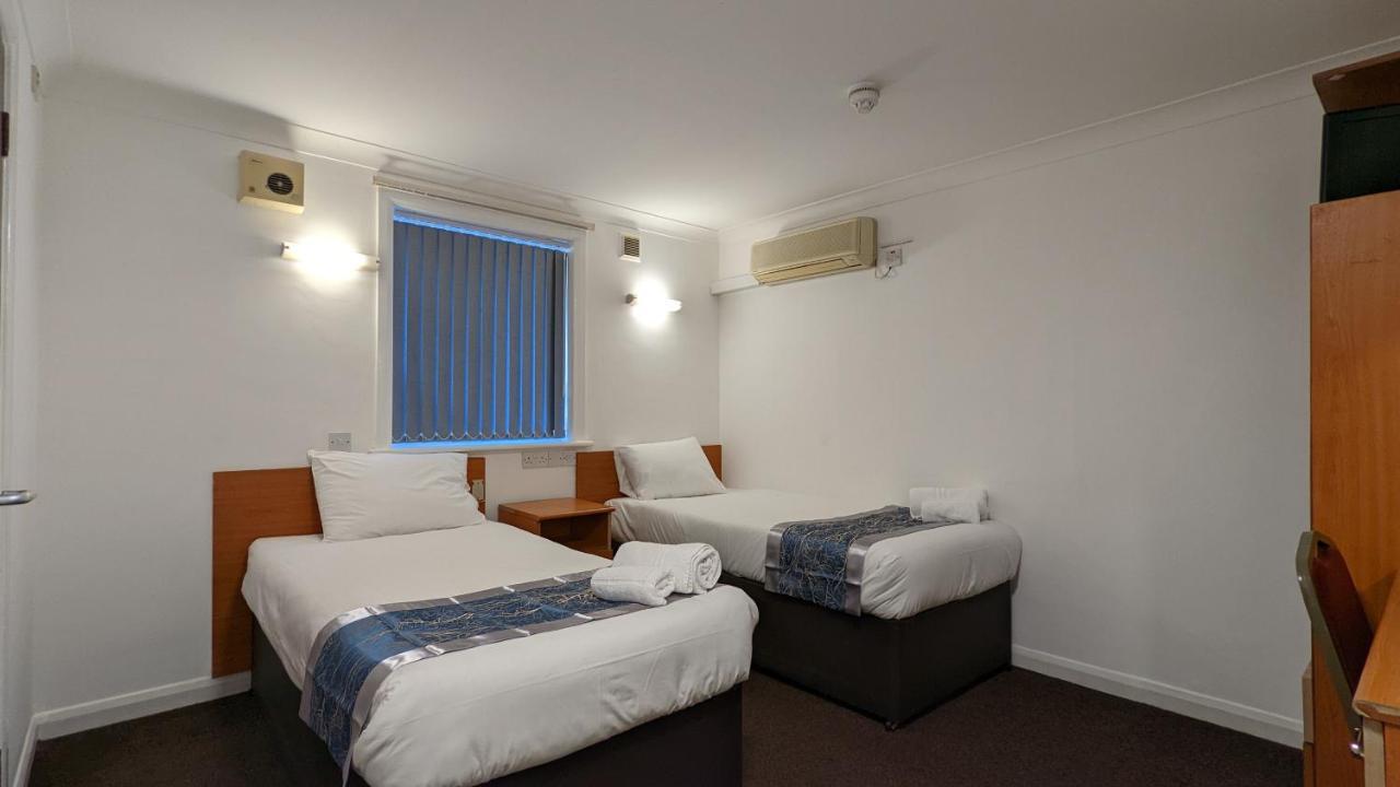 Sk Heathrow Hotel Hayes  Zewnętrze zdjęcie