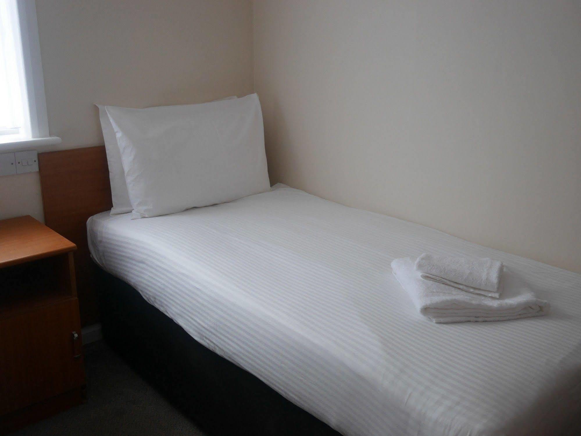Sk Heathrow Hotel Hayes  Zewnętrze zdjęcie