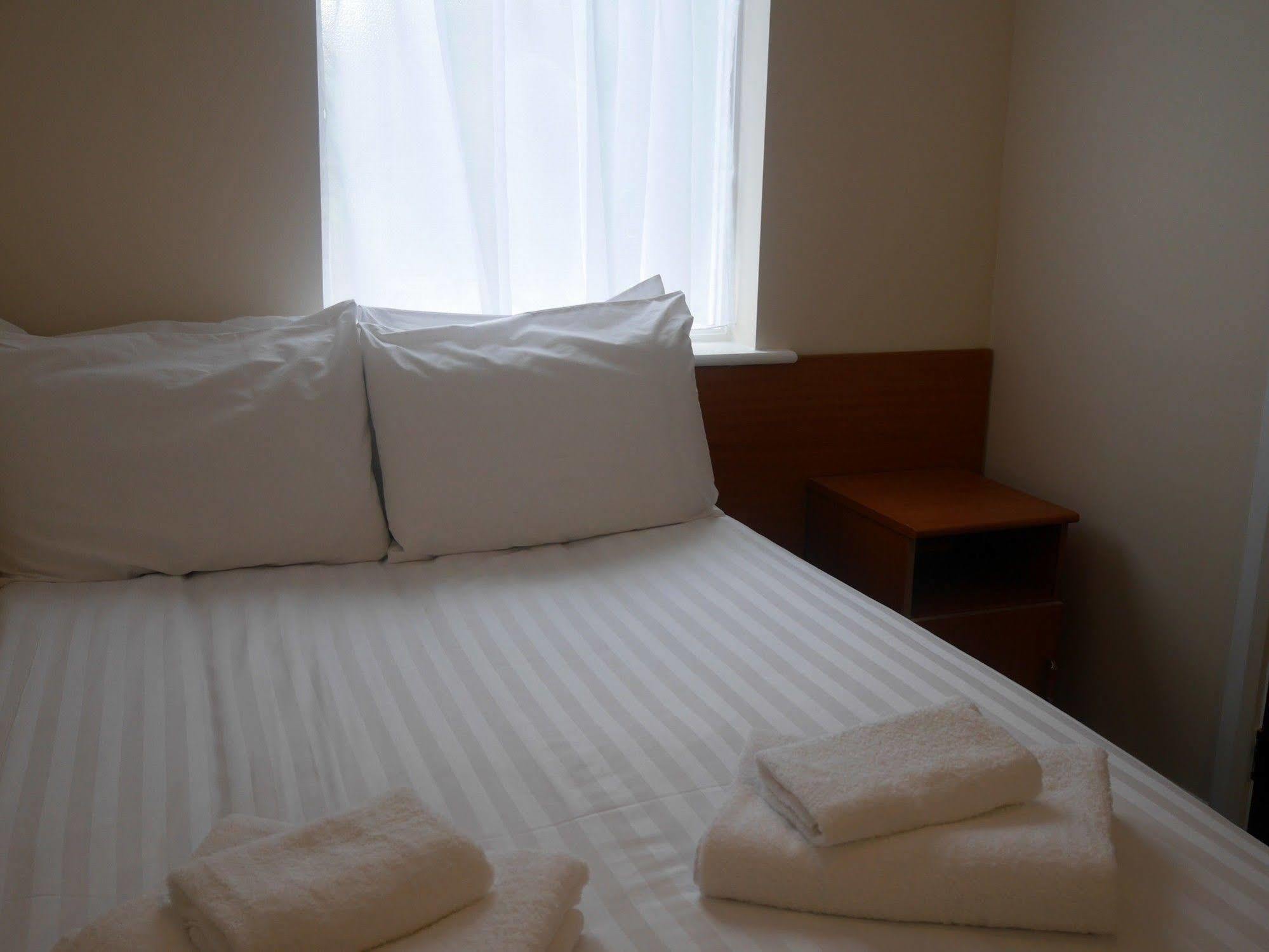 Sk Heathrow Hotel Hayes  Zewnętrze zdjęcie