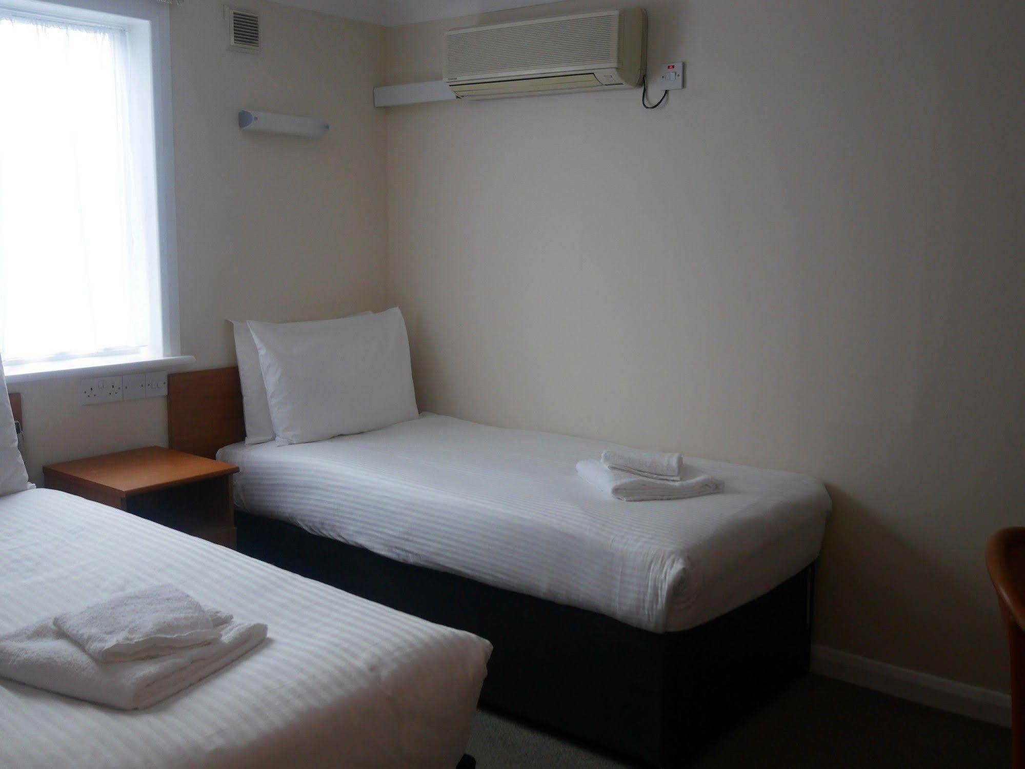 Sk Heathrow Hotel Hayes  Zewnętrze zdjęcie