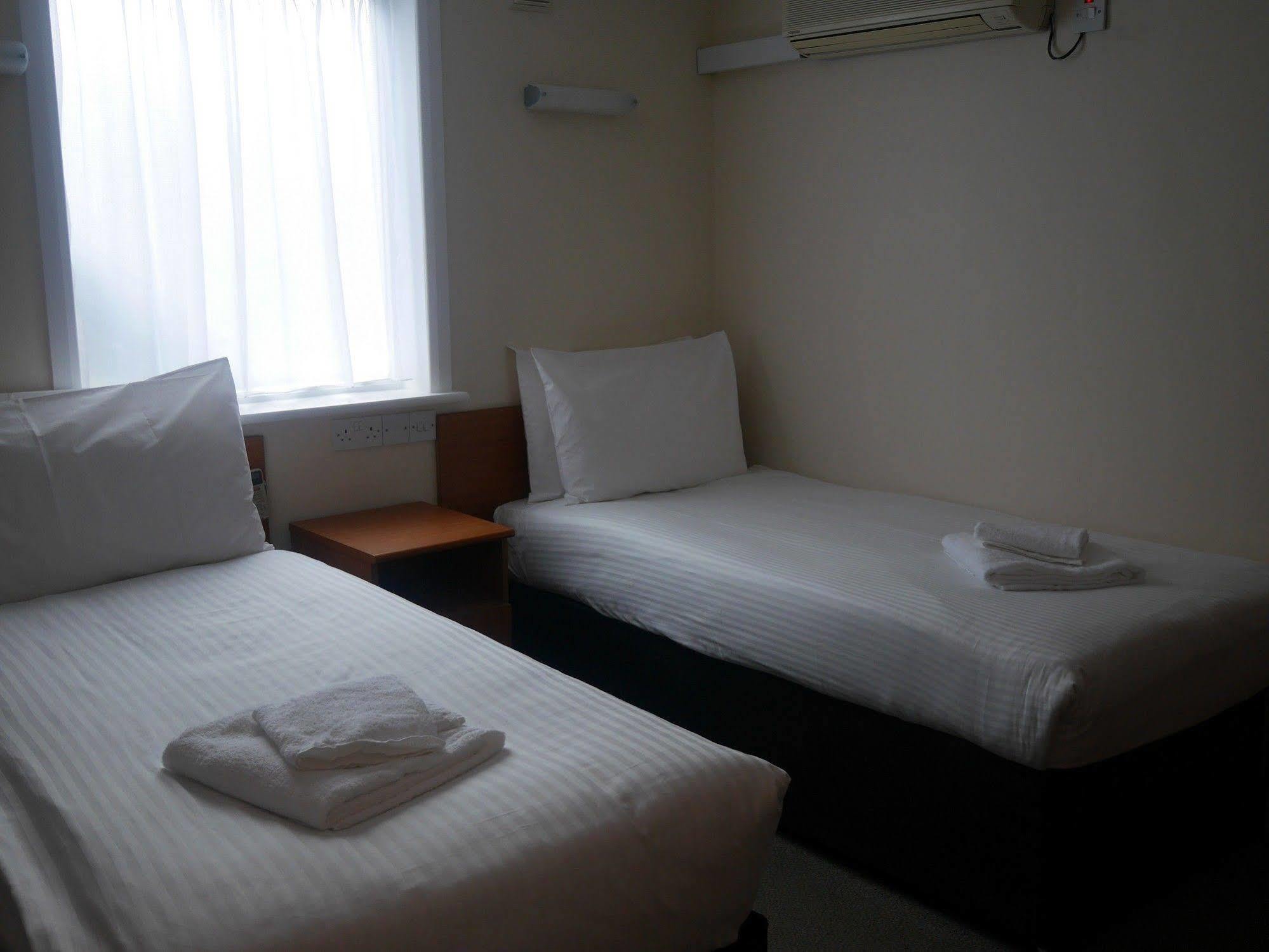 Sk Heathrow Hotel Hayes  Zewnętrze zdjęcie
