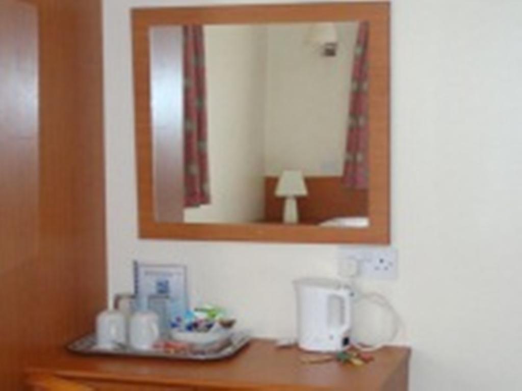 Sk Heathrow Hotel Hayes  Pokój zdjęcie